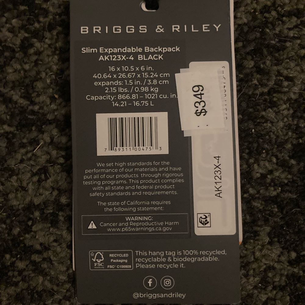 Briggs & Riley Slim Expandable Backpack - Picture 5 of 6